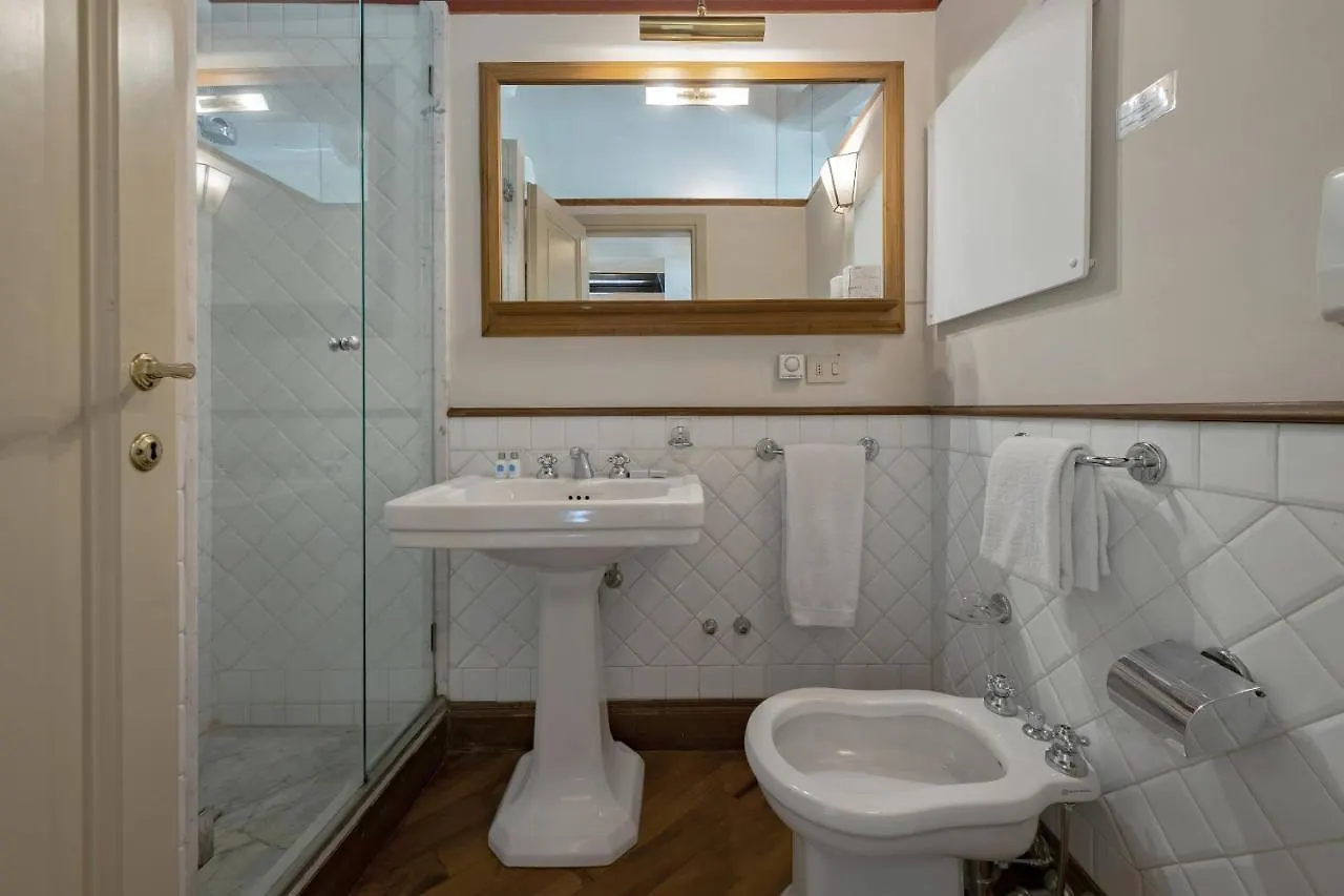 Tiziano Big Penthouse In The Oltrarno Apartment Florence
